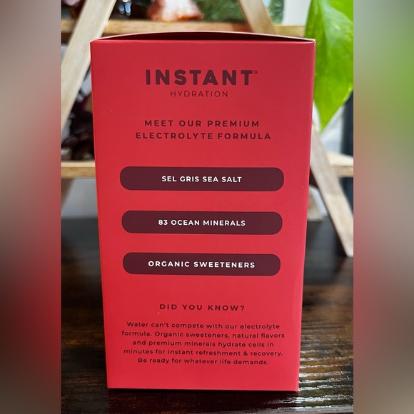 🆕 INSTANT HYDRATION Premium Electrolyte Drink Mix -Raspberry (30 per box) - Picture 8 of 11